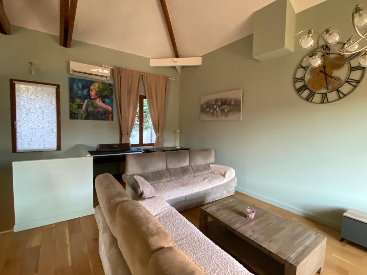 Maison Familiale 3 Chambres, Parking Gratuit Casa vacanze Avignone