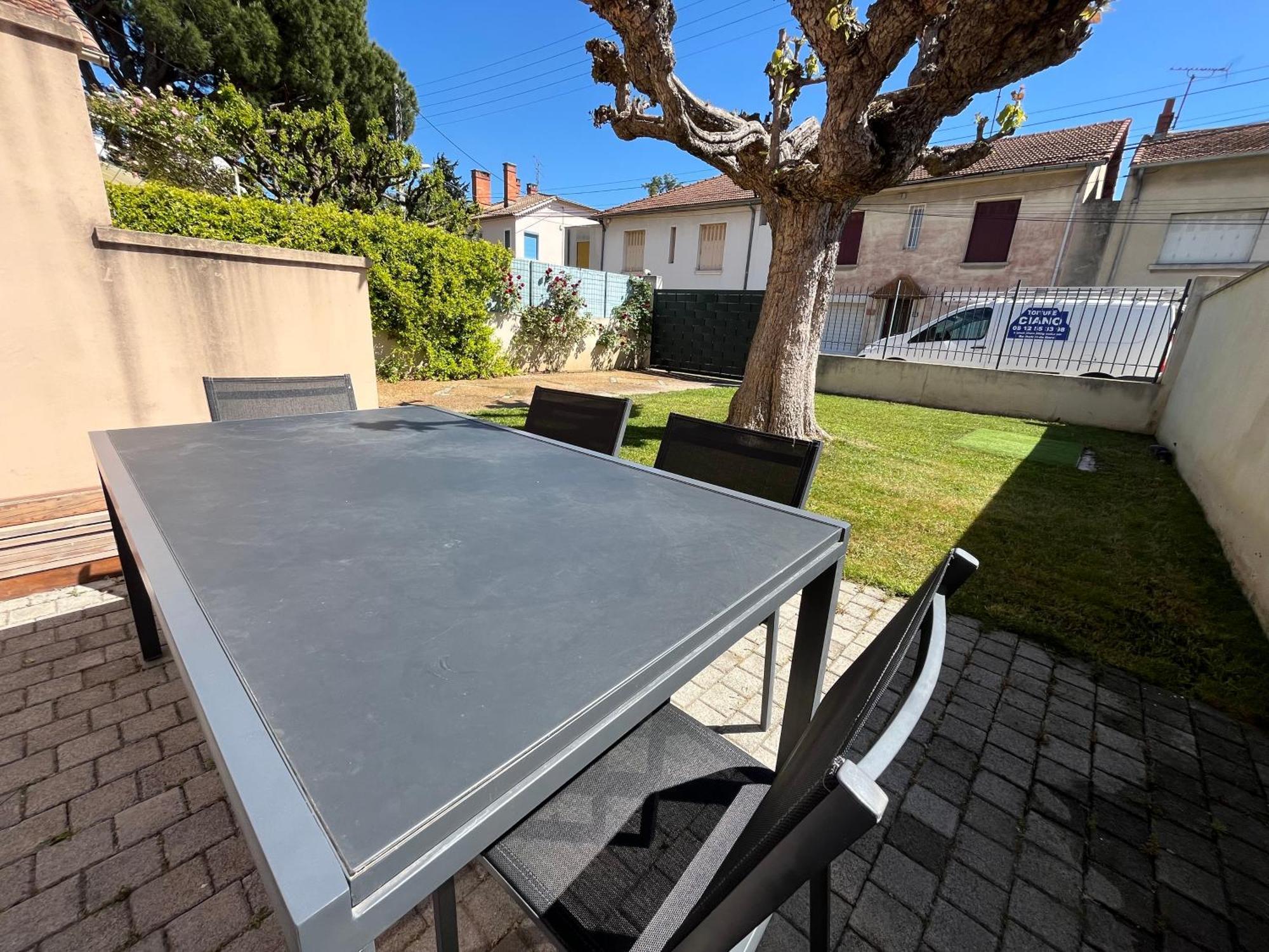 Casa vacanze Maison Familiale 3 Chambres, Parking Gratuit