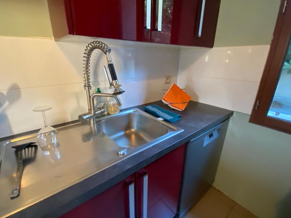 Maison Familiale 3 Chambres, Parking Gratuit * Avignon
